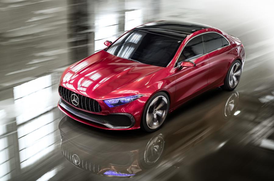  Mercedes-Benz Concept A Sedan 2017 года  (фото 2 из 10)